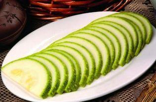 角瓜苦了可以吃吗,角瓜苦了还能食用吗？揭秘其食用安全与处理方法