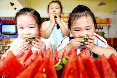 吃瓜如何表演,吃瓜群众如何化身表演达人