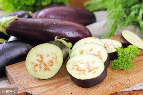 王小九吃茄瓜,王小九的茄瓜美食之旅